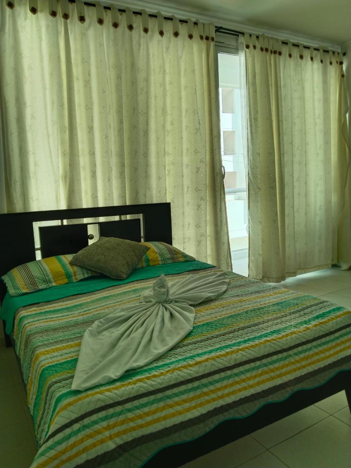 Aw Hotel Rodadero Suites Санта Марта Екстериор снимка